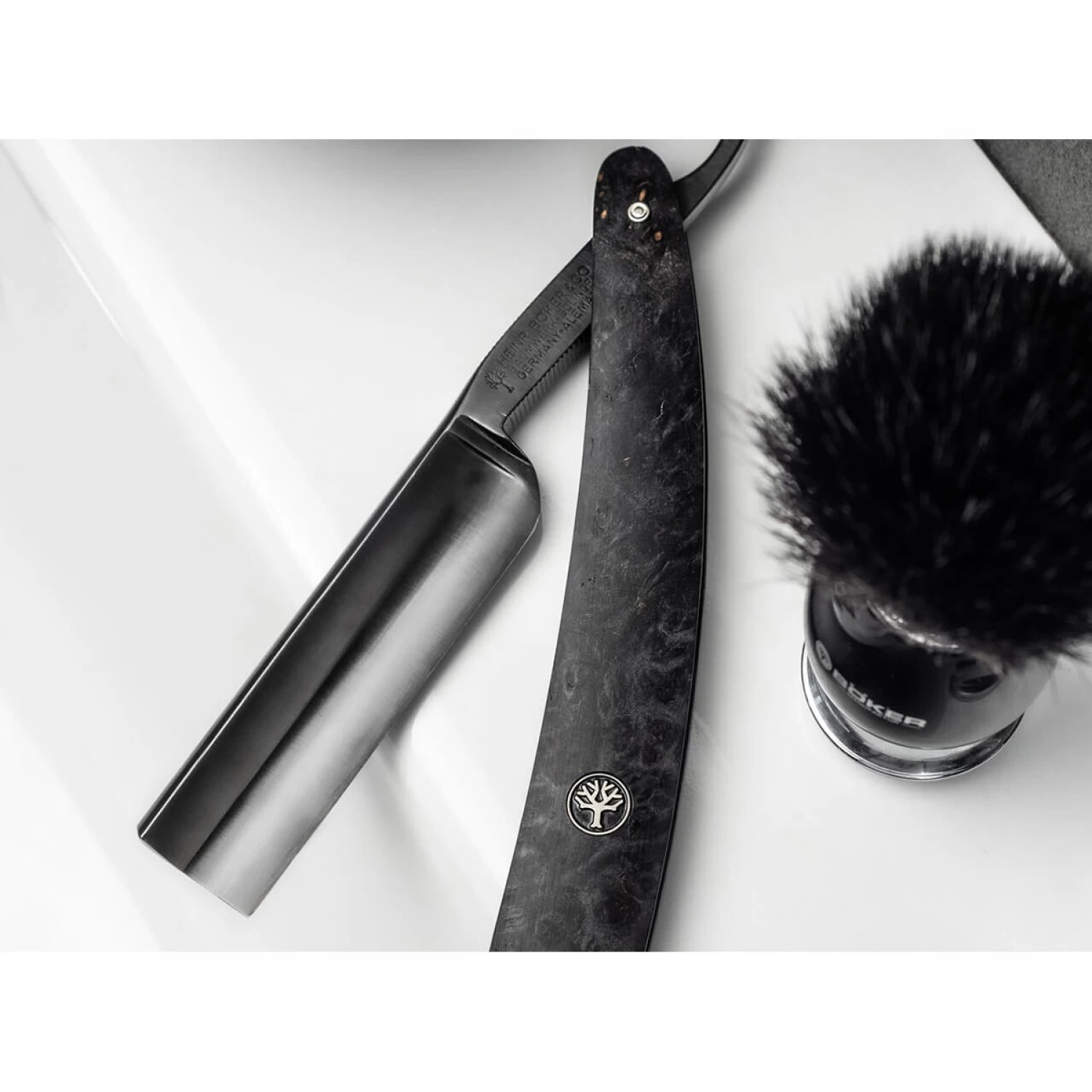 Бритва BOKER BLACK AMBOINA 6/8 BK140919