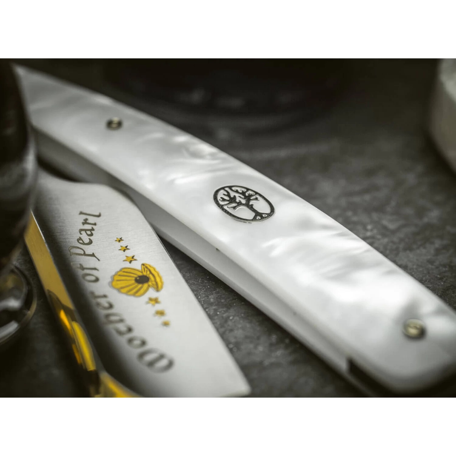 Бритва BOKER MOTHER OF PEARL 2.0 BK140556