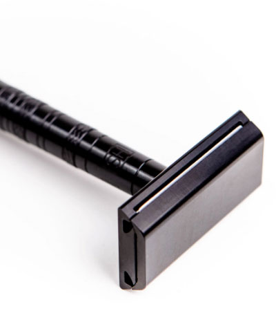 Т-образная бритва Henson Shaving AL13, черная, Mild