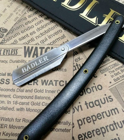 Бритва шаветт с пластиковой ручкой и чехлом Badler