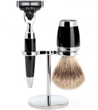 Бритвенный набор MUEHLE STYLO, черная смола, барсучий ворс категории Fine, бритва Mach3
