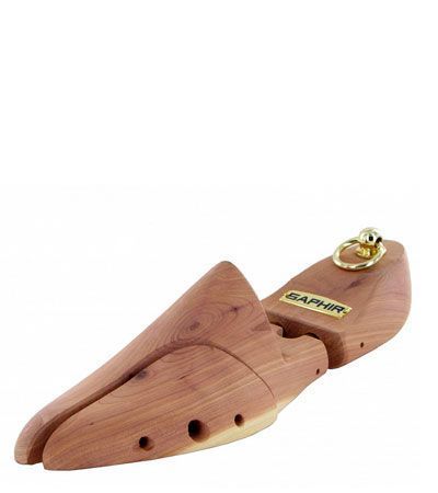 Распорка для хранения обуви SAPHIR подпружиненная колодка, натуральное дерево кедр.