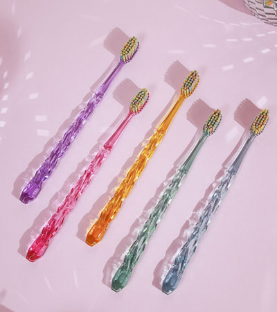 Подарочный набор зубных щеток Monrcarrote" Импрессионистов" 12+