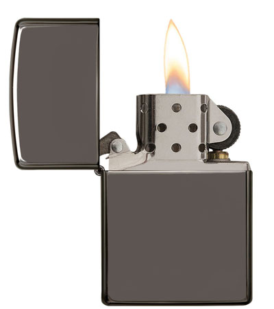 Подарочный набор: зажигалка Black Ice® и вставной блок для трубок ZIPPO 29789