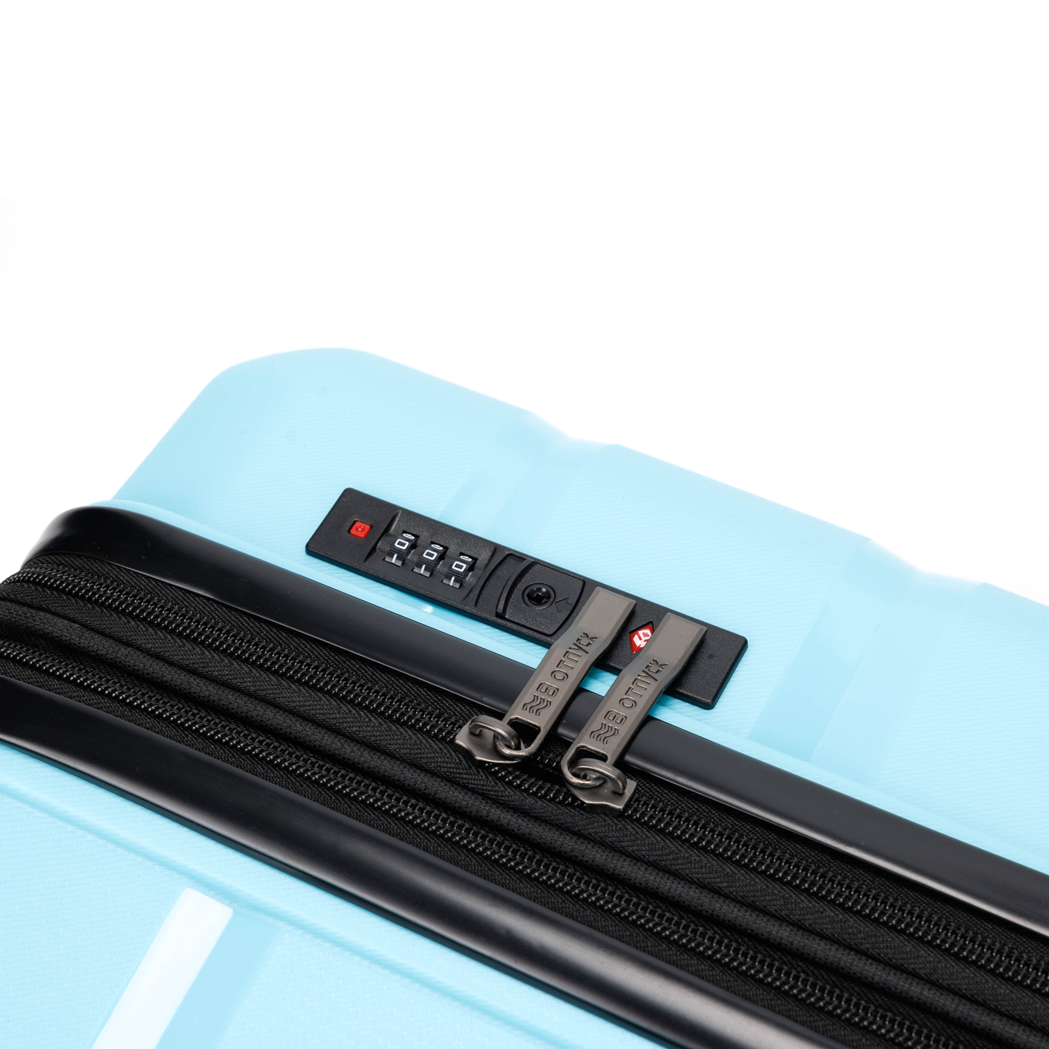 Чемодан TORBER T1902S-Tur