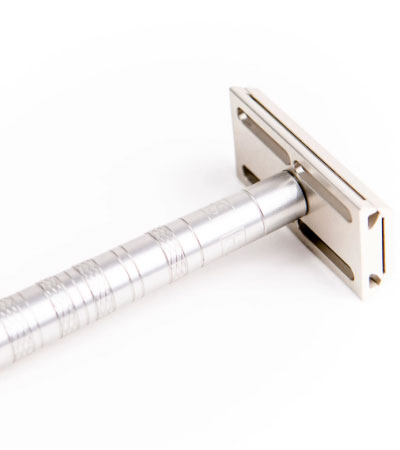 Т-образная бритва Henson Shaving AL13, серебристая, Mild