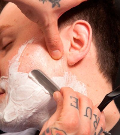 Профессиональная шаветт со сменными лезвиями Feather Artist Club SS черного цвета