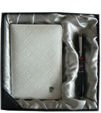 Подарочный набор PIERRE CARDIN PS1138WH
