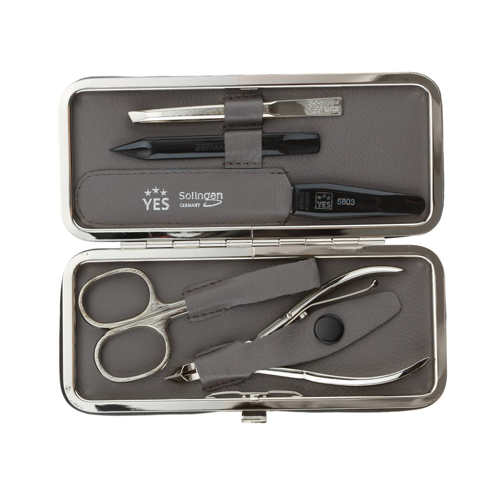 Маникюрный набор YES, 5 пр. Футляр: натуральная кожа, цвет серый 9078