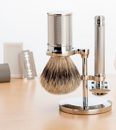 Бритвенный набор MUEHLE TRADITIONAL, хром, барсучий ворс высшей категории Silvertip, Т-образная бритва
