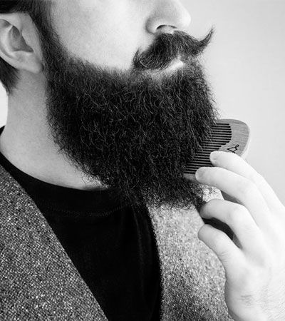 Расческа для волос и бороды и усов Trius