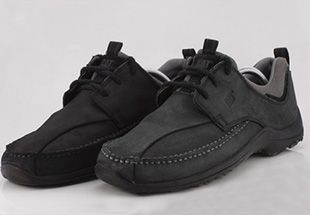 Аэрозоль-краситель для замши Renovator Tarrago -250мл.