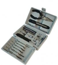 Набор инструментов (26 шт) в пластиковом кейсе STINGER W0402