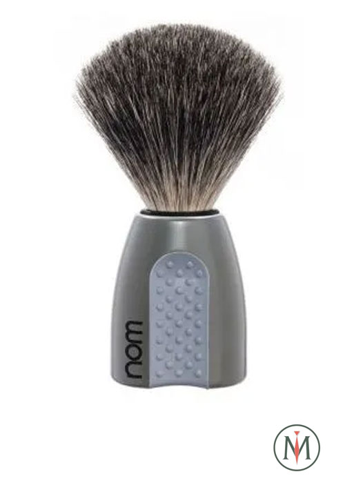 Помазок NOM ERIK, натуральный барсучий ворс, серый пластик