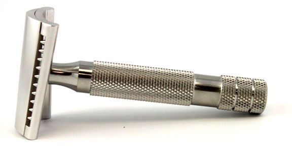 Станок Т- образный для бритья MERKUR-37C хромированный, косой срез, лезвие в комплекте (1 шт)