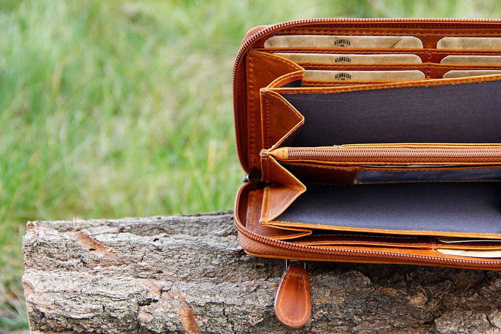 Кошелек DIGGER «Viola» KLONDIKE 1896 KD1045-04