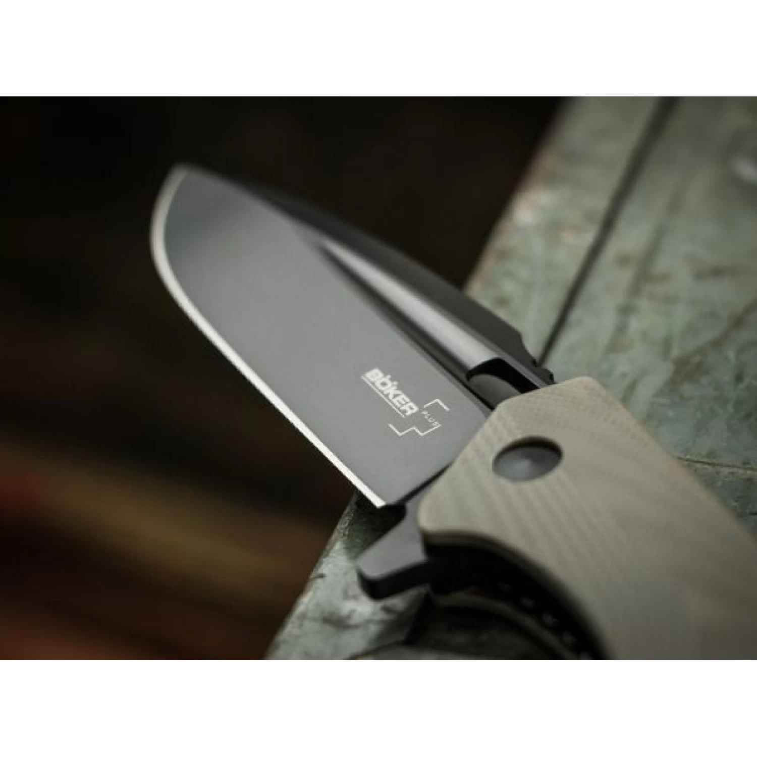 Нож BOKER CARACAL TACTICAL BK01BO759