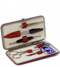 Светло-коричневый маникюрный набор из 6 предметов в кожаном чехле Truefitt & Hill 