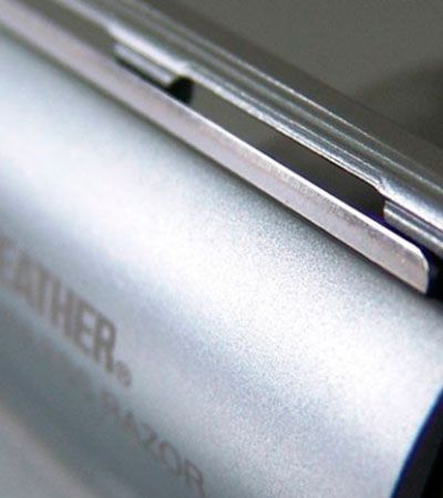 Коллекционная безопасная бритва Feather AS-D2 в подарочной коробке