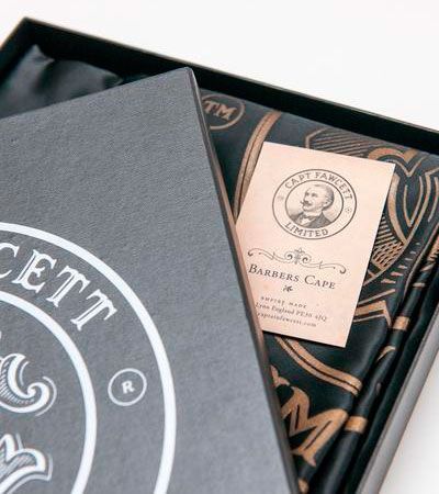 Барберский пеньюар с неопреновым воротником Captain Fawcett Barber Cape