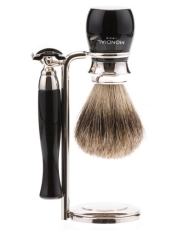 Бритвенный набор: классический станок, помазок, подставка MONDIAL ST-335-NST