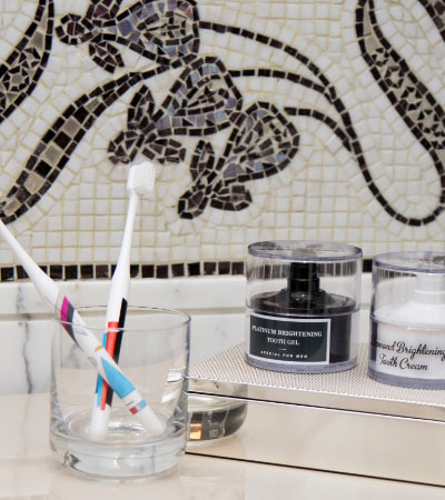 Мужской гель-паста для отбеливания зубов "Платиновое сияние" Platinum Brightening Tooth Gel 12+